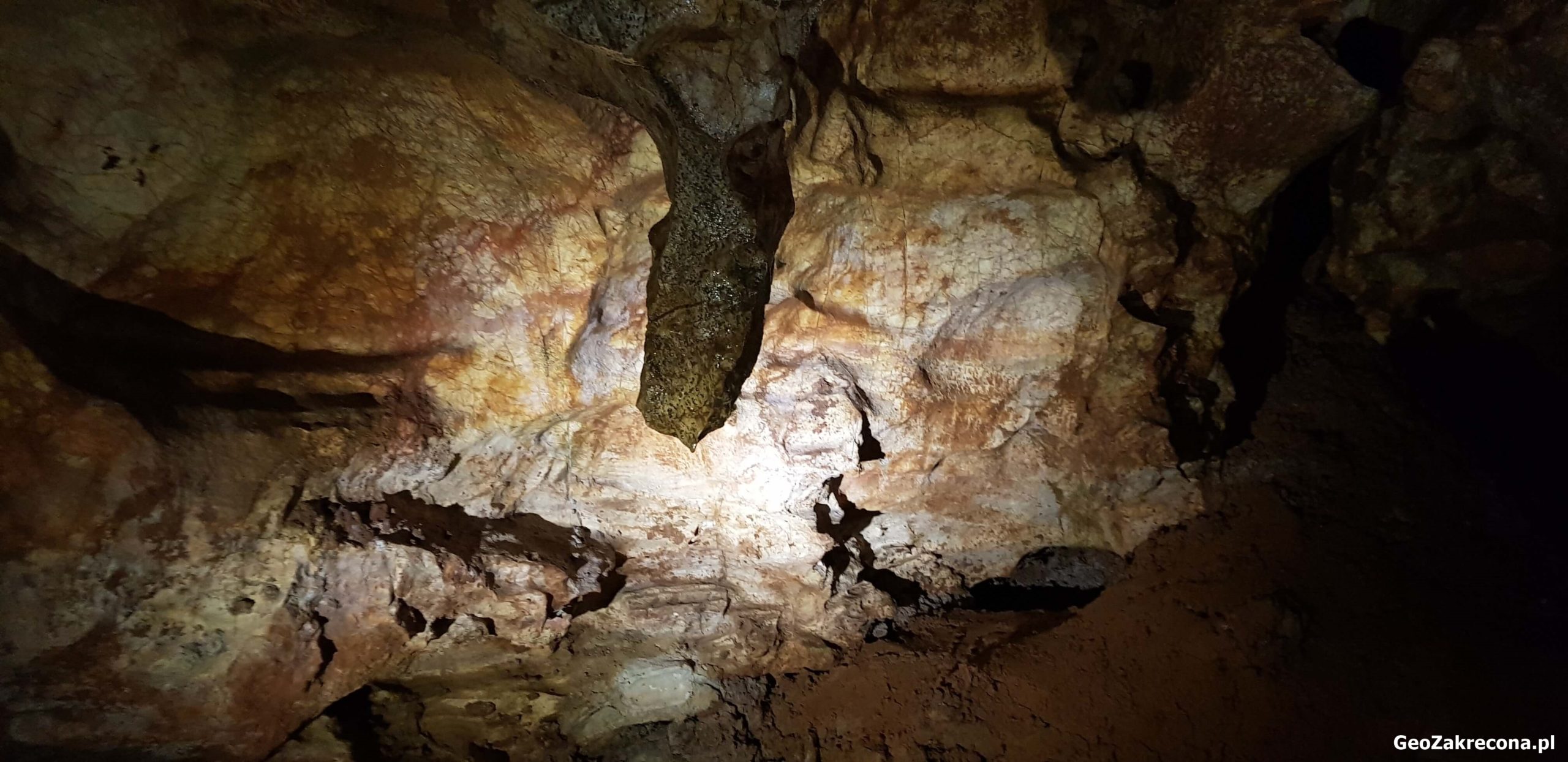 Gadima Cave Shpella e Gadimës