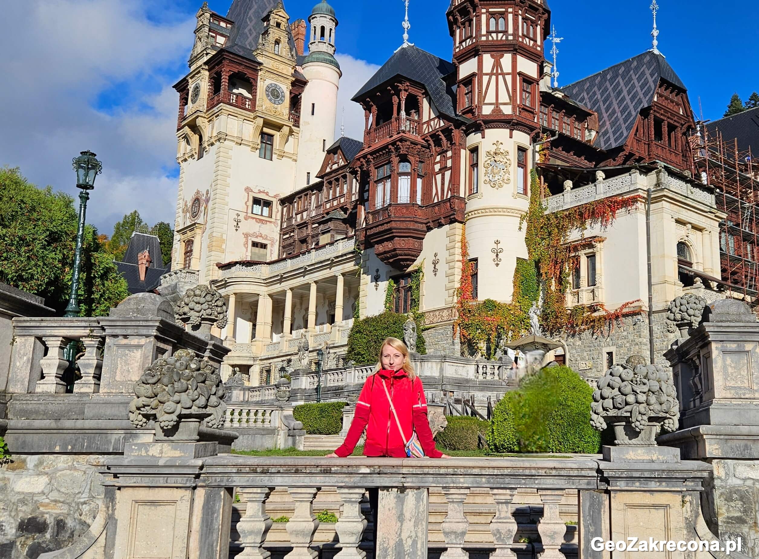 Zamek Draculi, Zamek Peles i Braszów